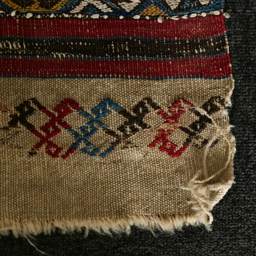 Bag face – wool, - flatweave - S E Anatolia - horizontal bands - hooked lozenge pattern. Some wear and damage commenserate with age. 151 x 92.5cm Image 1++